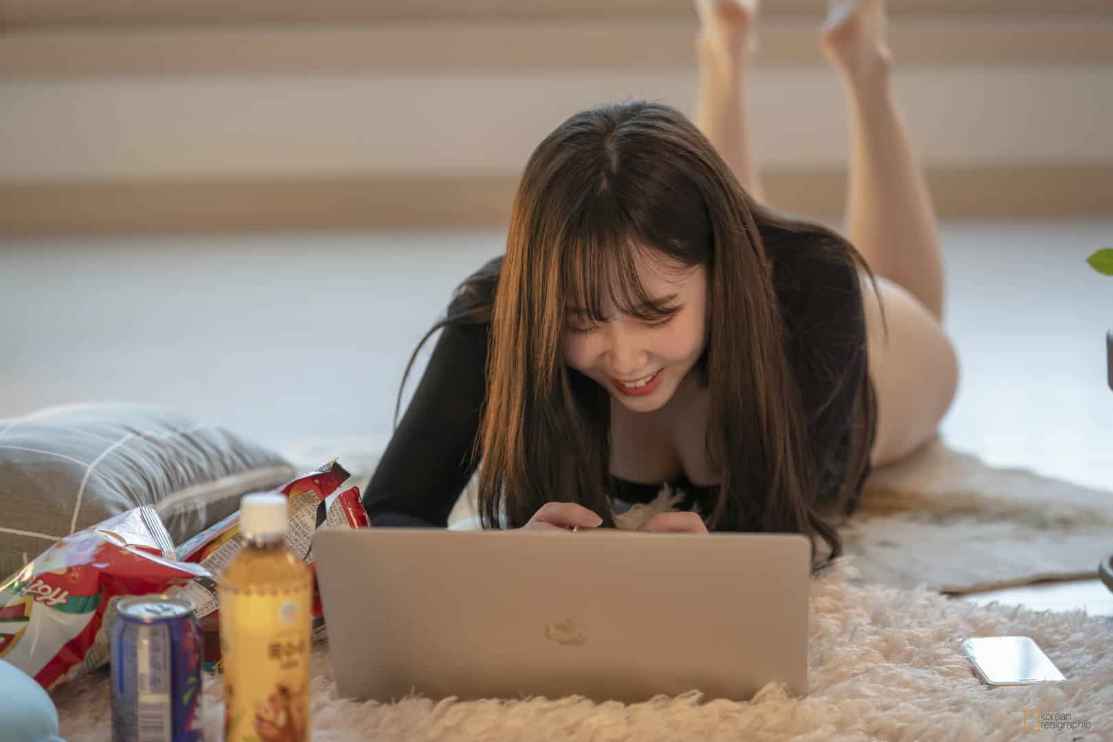 KoreanRealgraphic写真合集打包下载 KoreanRealgraphic写真合集打包下载