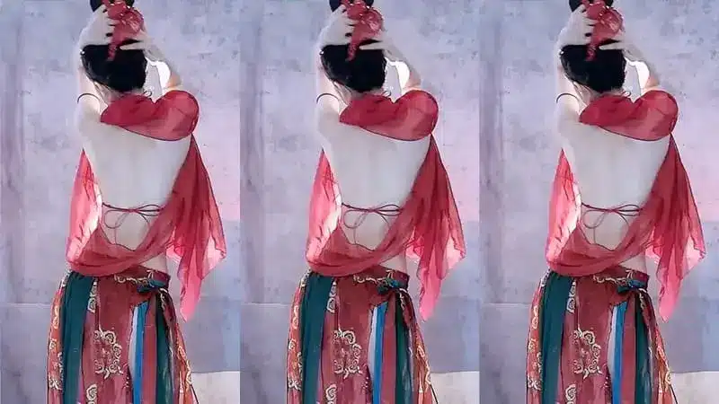 网易CC白妖妖敦煌露背舞定制写真2则下载 网易CC白妖妖敦煌露背舞定制写真2则下载